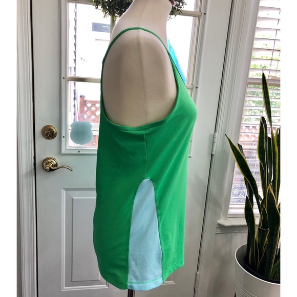 💥Champion work out tank top⭐️🎉🎉 - Picture 2 of 3